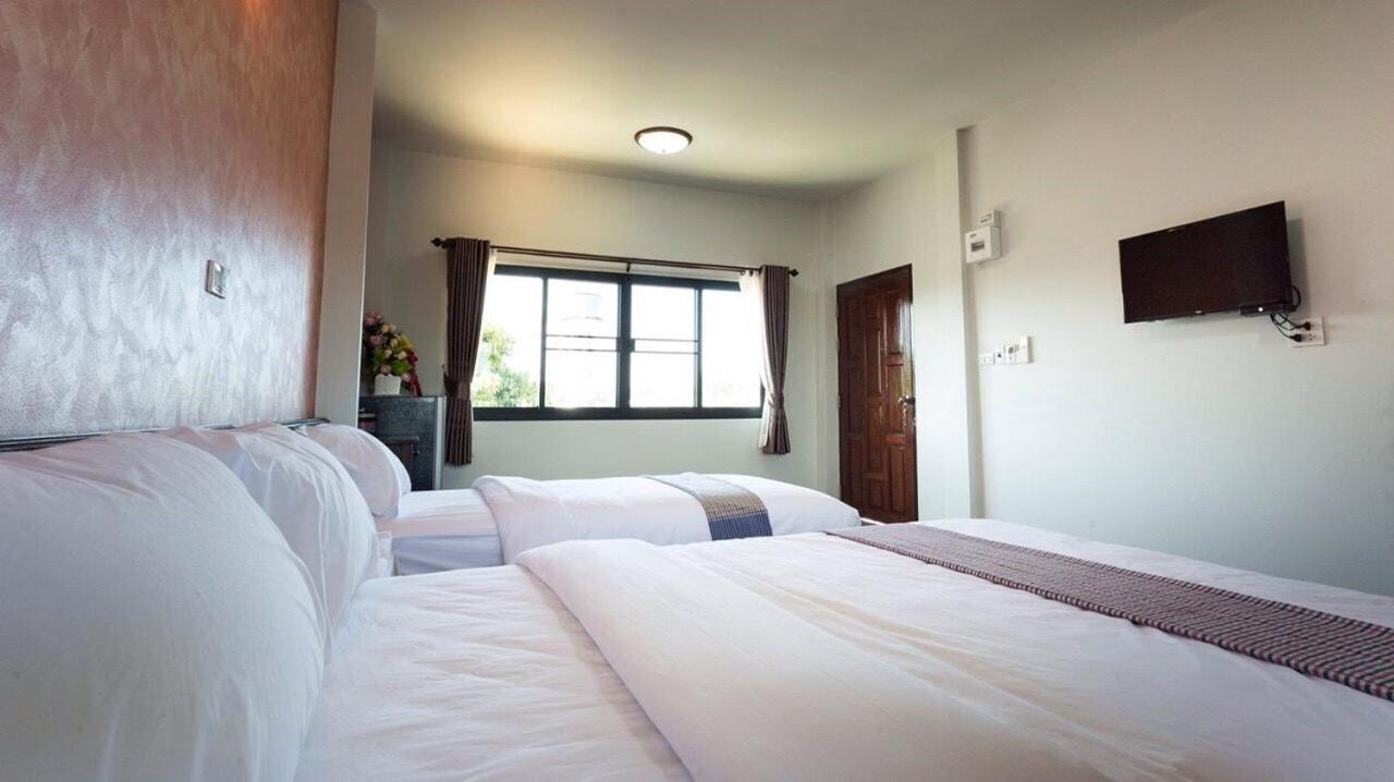 Benya Hotel 난 외부 사진