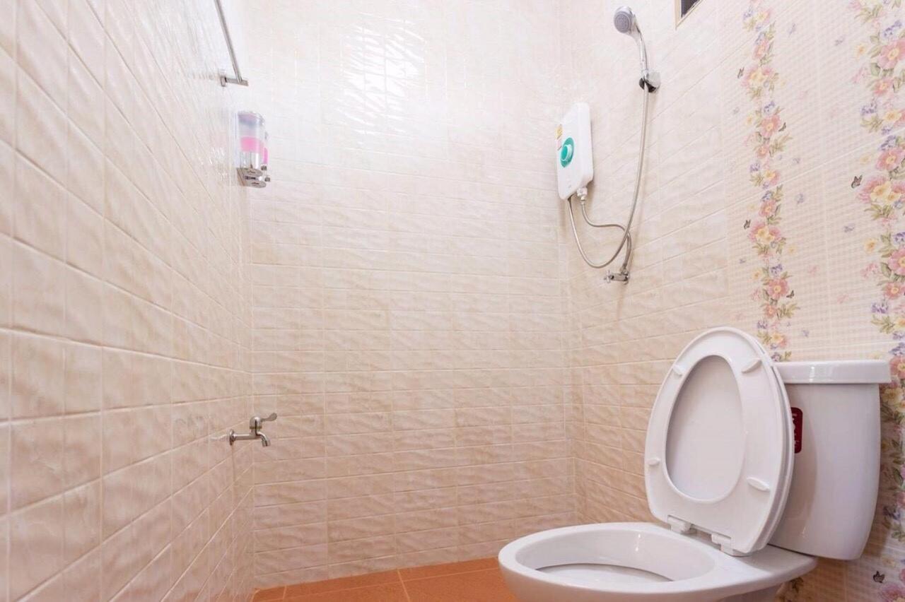 Benya Hotel 난 외부 사진