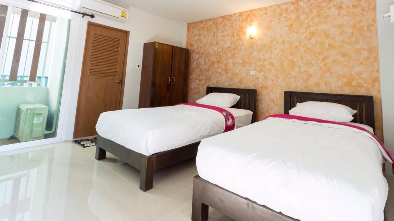 Benya Hotel 난 외부 사진