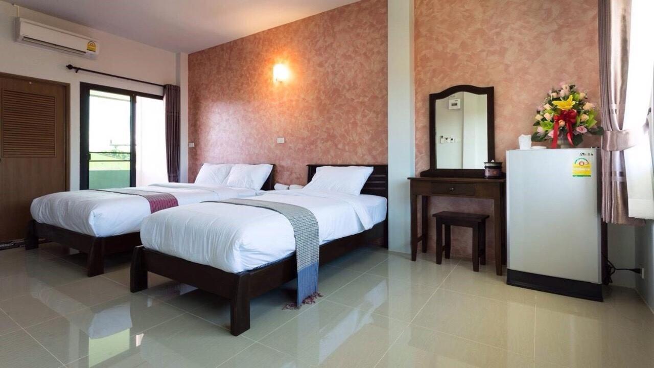 Benya Hotel 난 외부 사진