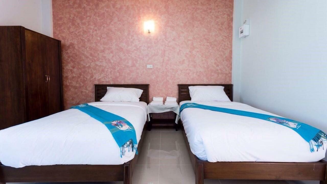 Benya Hotel 난 외부 사진